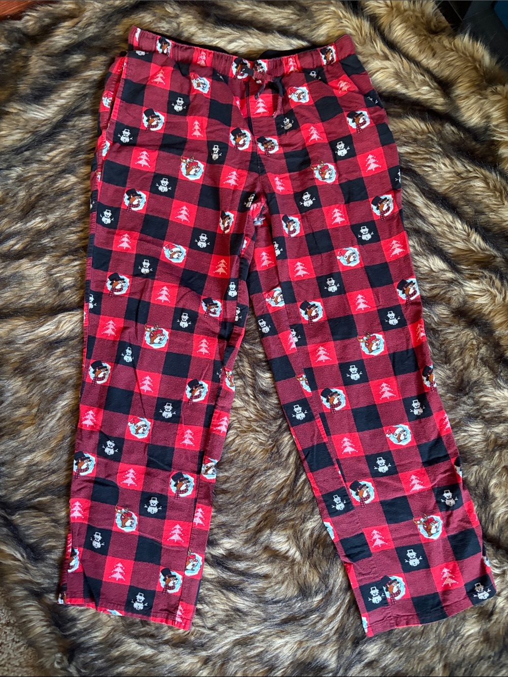 Buc-ee's Adult Soft Flannel Checkered Christmas Pajama Lounge Pants Size Medium